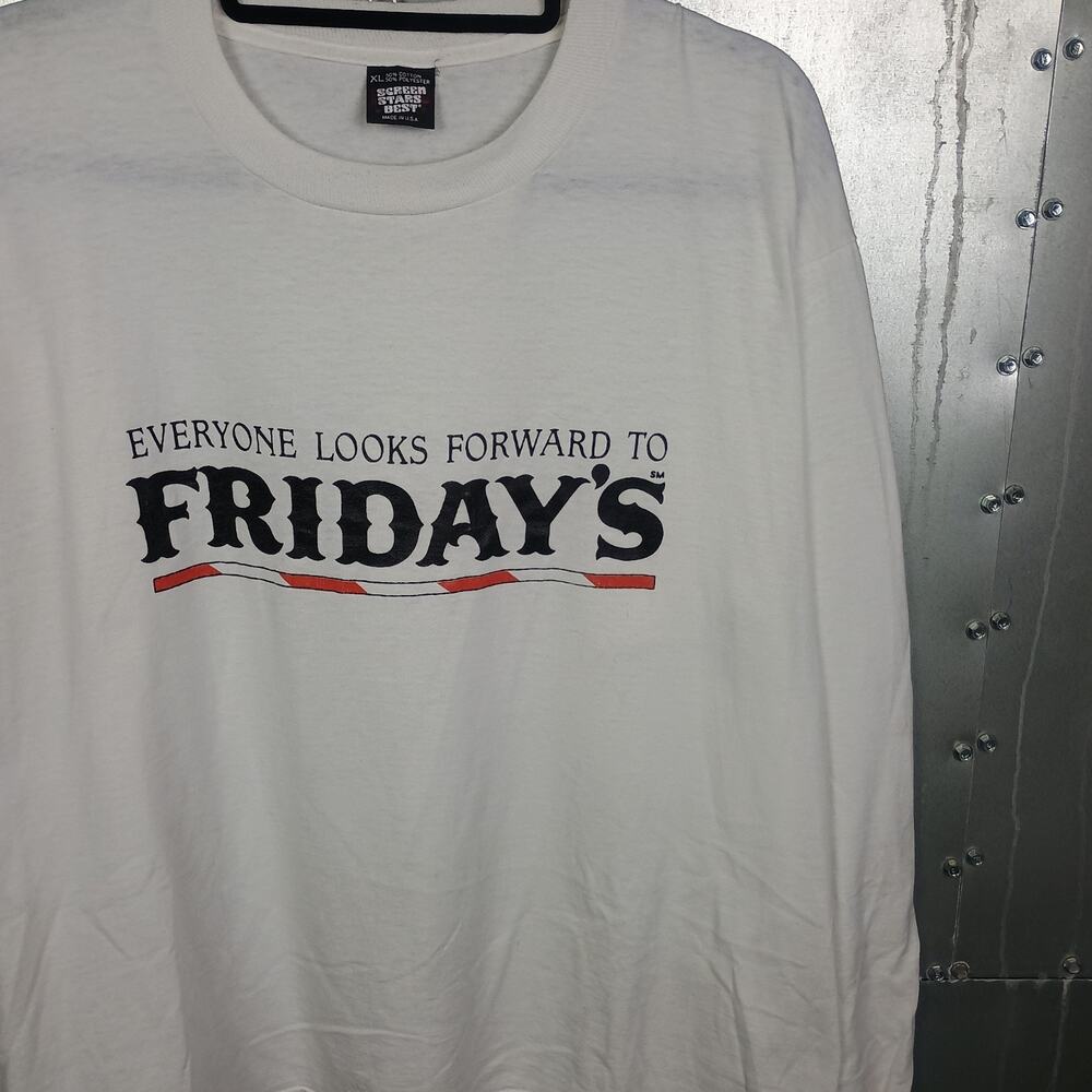 TGI Fridays Vintage Long Sleeve Shirt Screen Stars USA Large Food Snack Promo